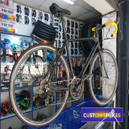 CELLO Ex UK Aluminum Road Bike