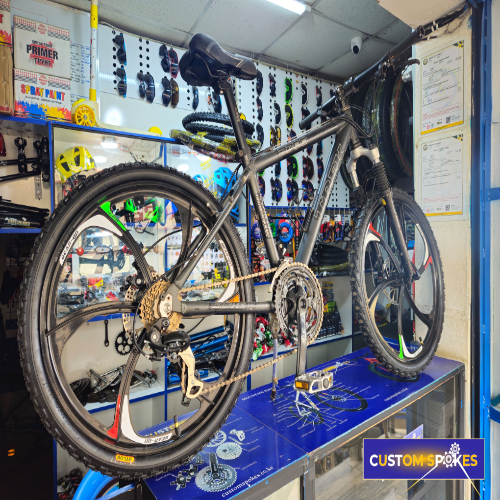 EX UK Trek Size 24 Bicycle